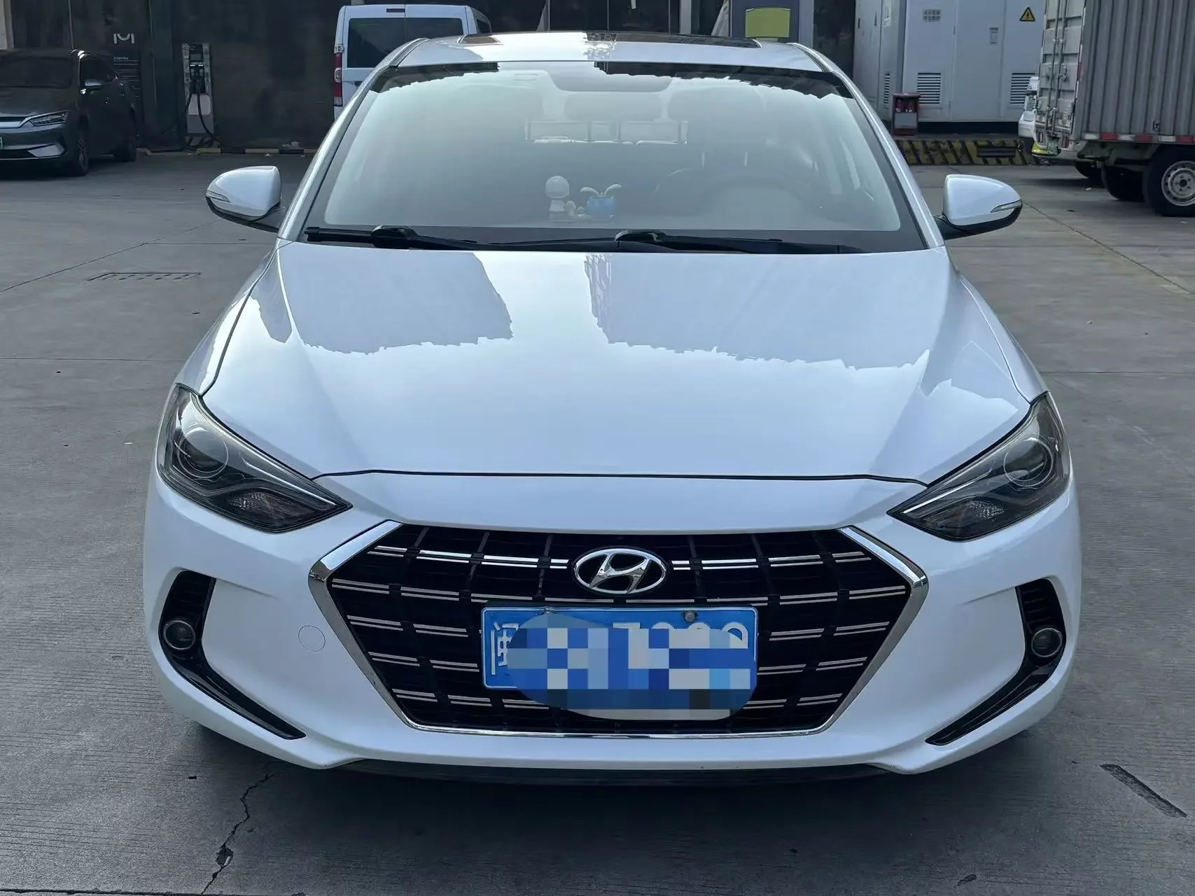 Hyundai Elantra Lingdong