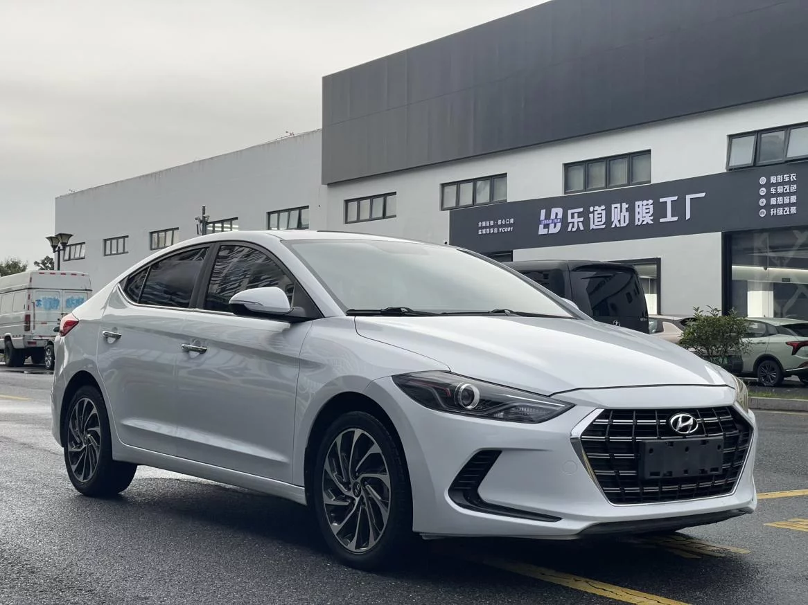 Hyundai Elantra Lingdong