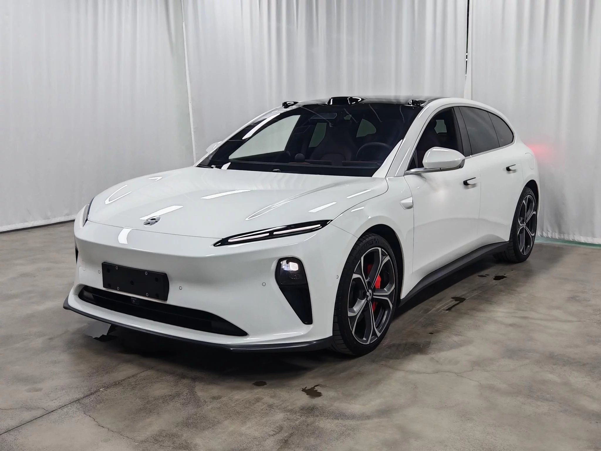 NIO ET5T