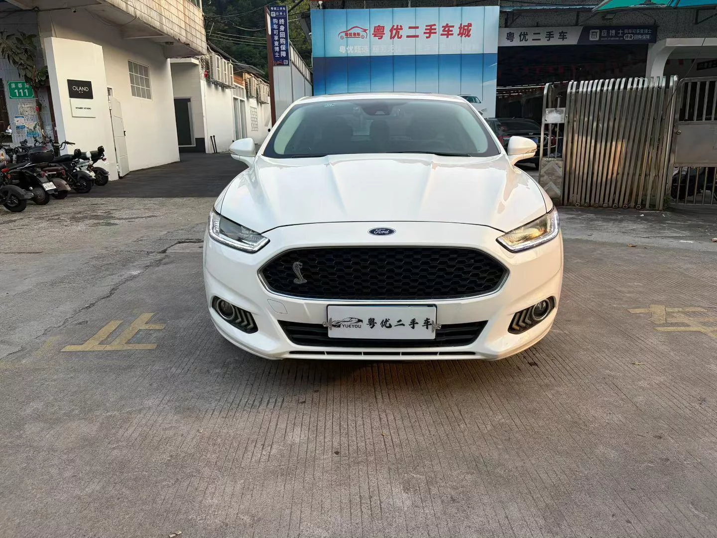 Ford Mondeo