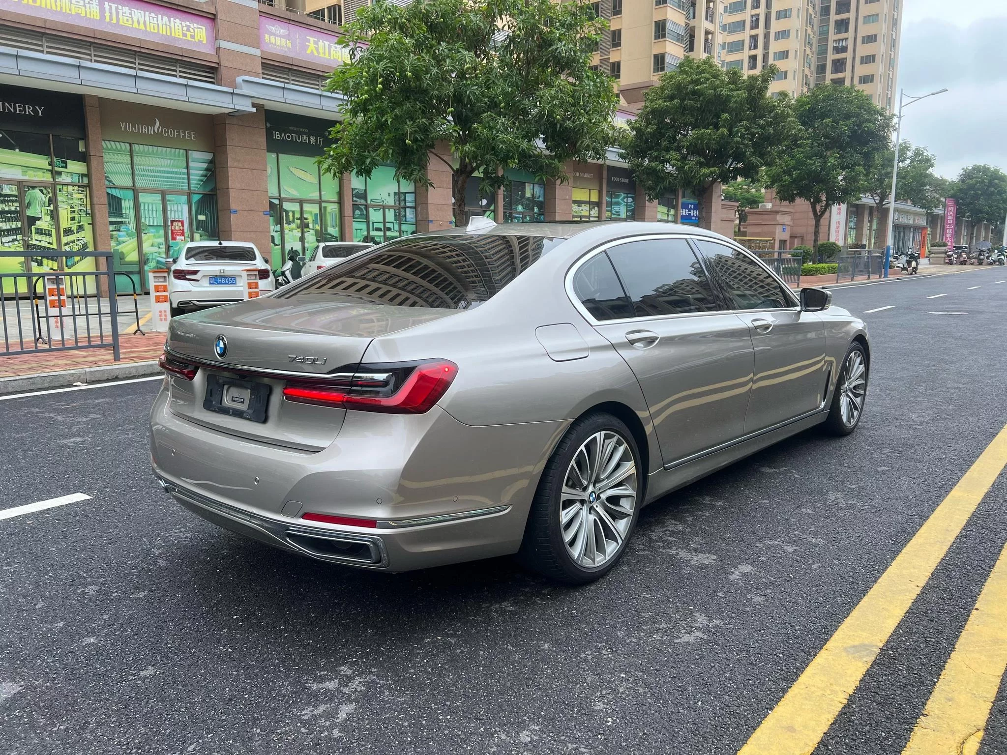 BMW 7 Series