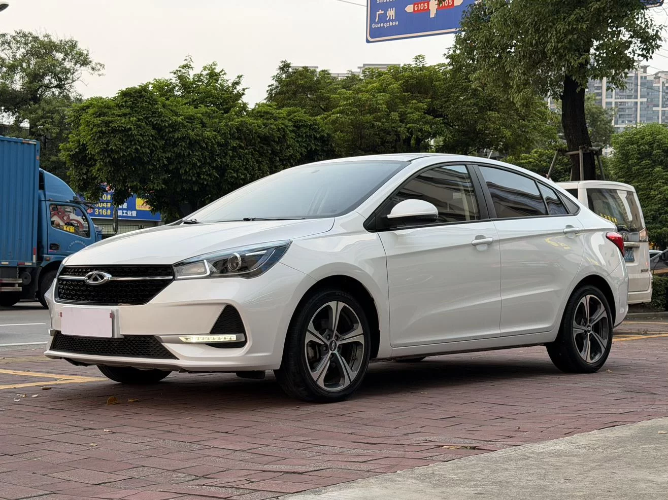 Chery Arrizo 5
