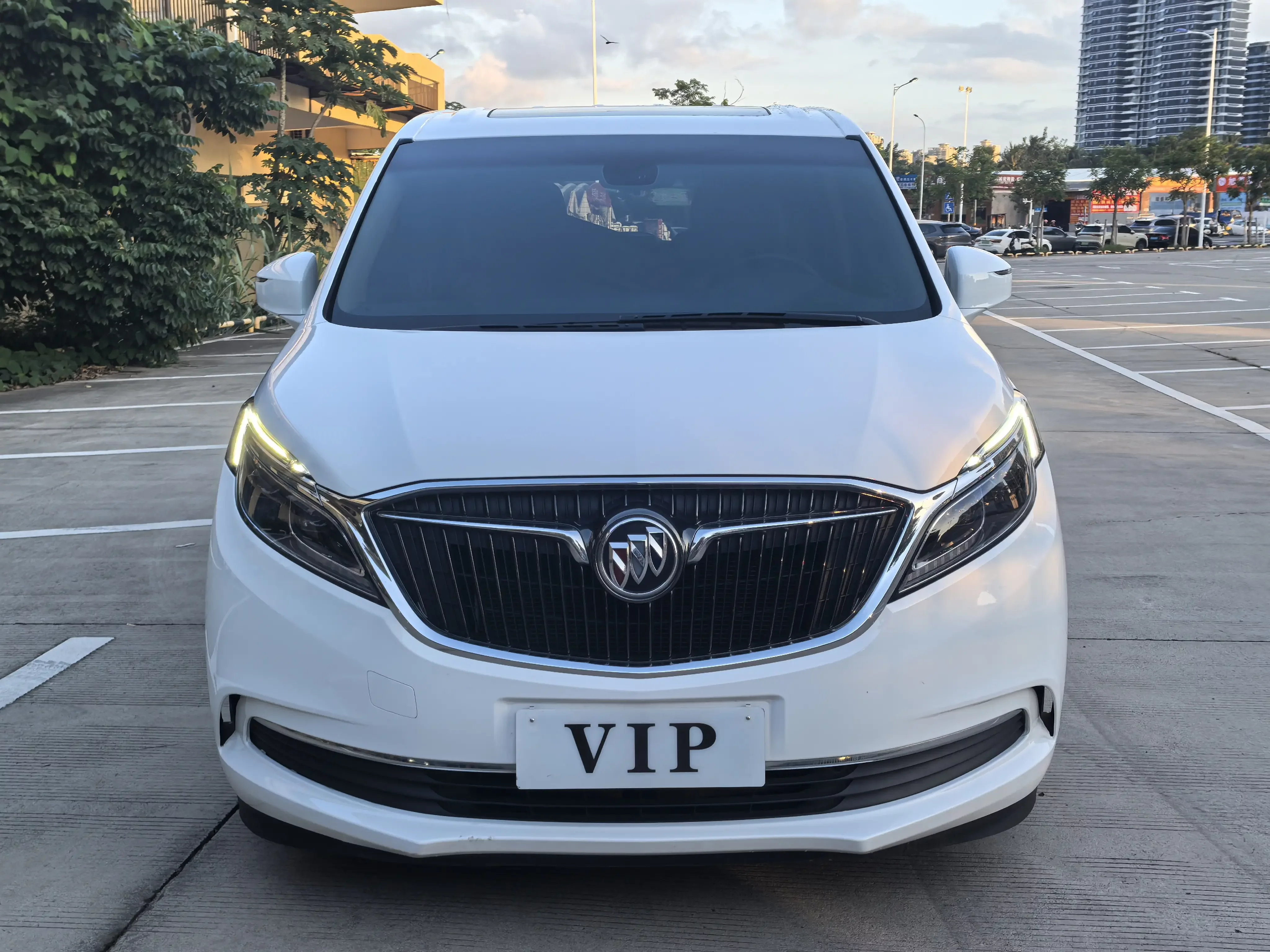 Buick GL8