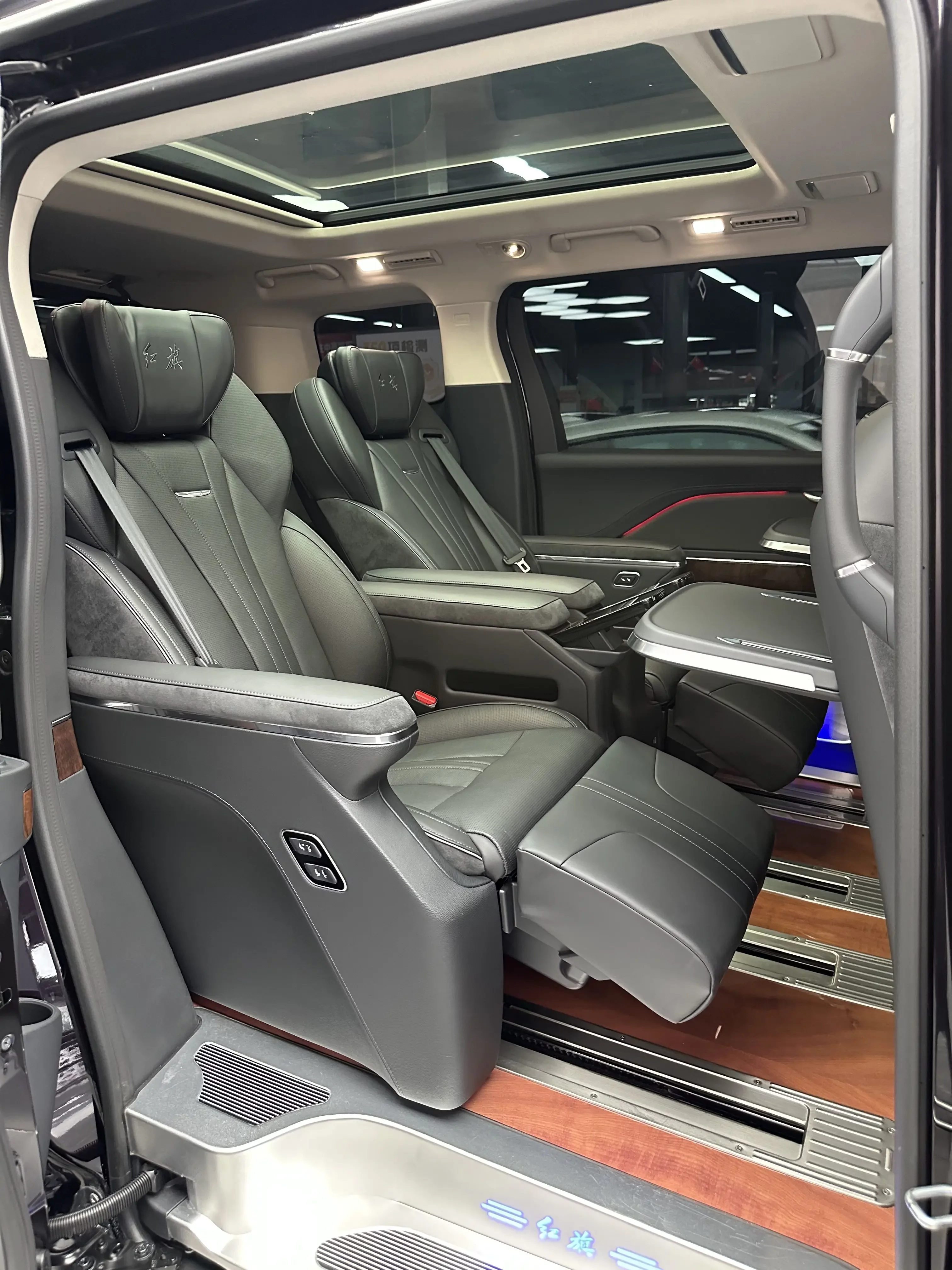Hongqi HQ9 PHEV