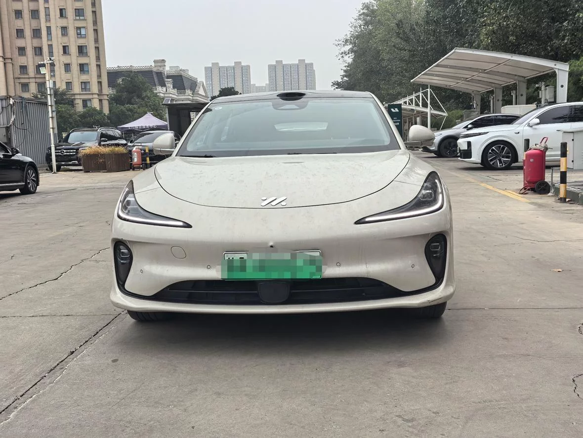 IM Motors Zhiji L6