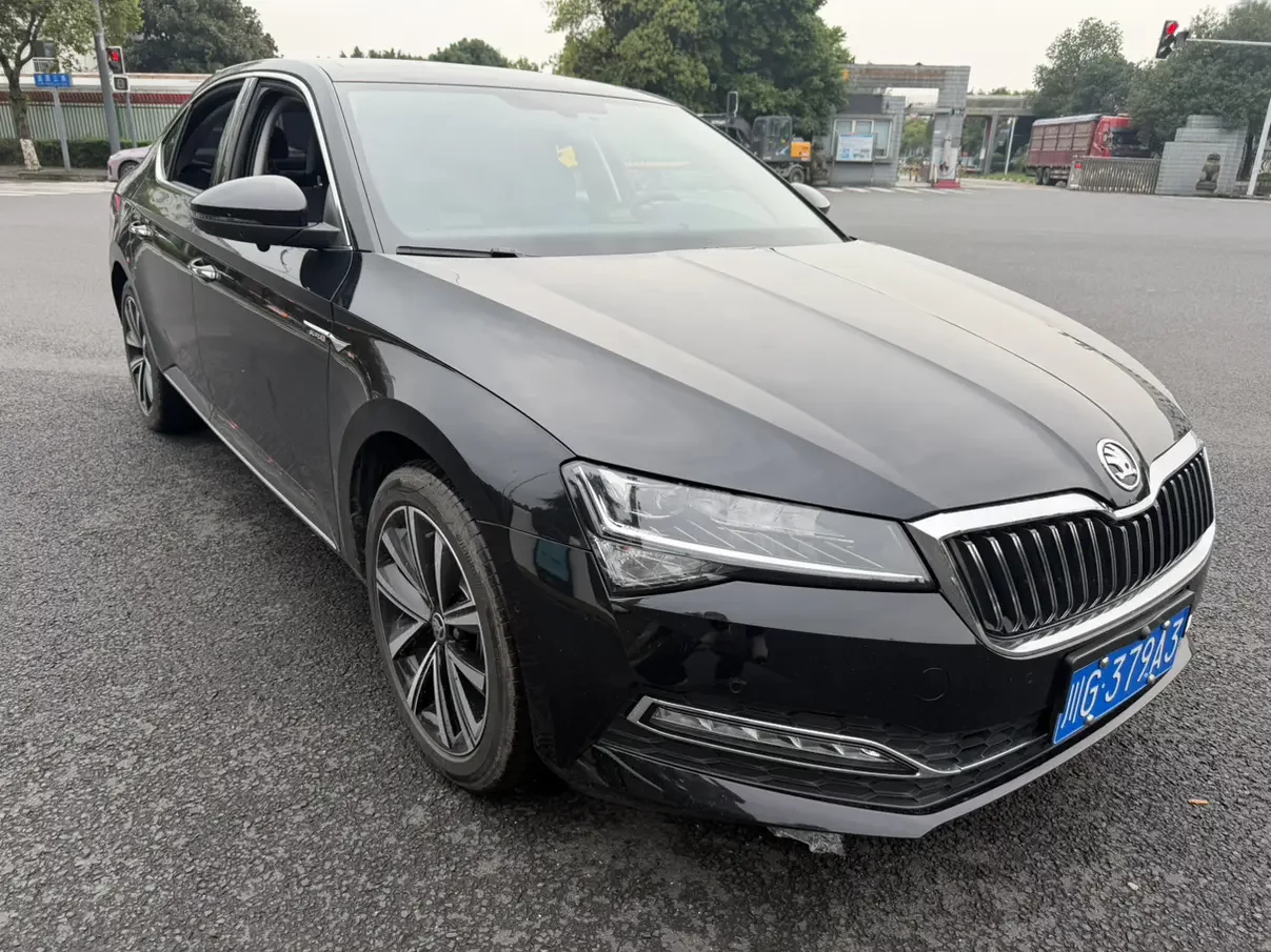 Skoda SuperB