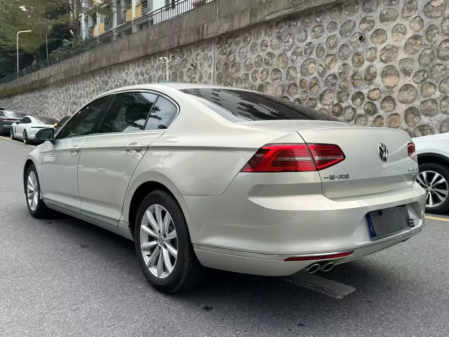 Volkswagen Magotan