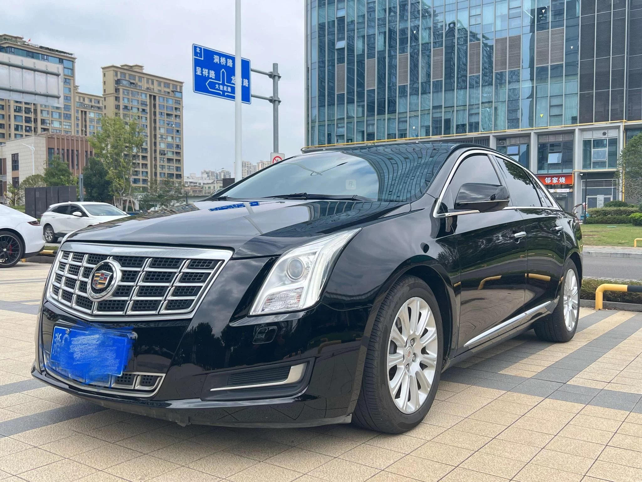 Cadillac XTS