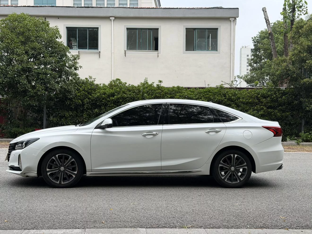Changan Raeton CC