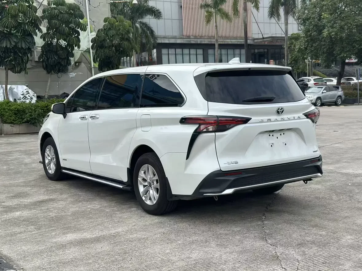 Toyota Granvia