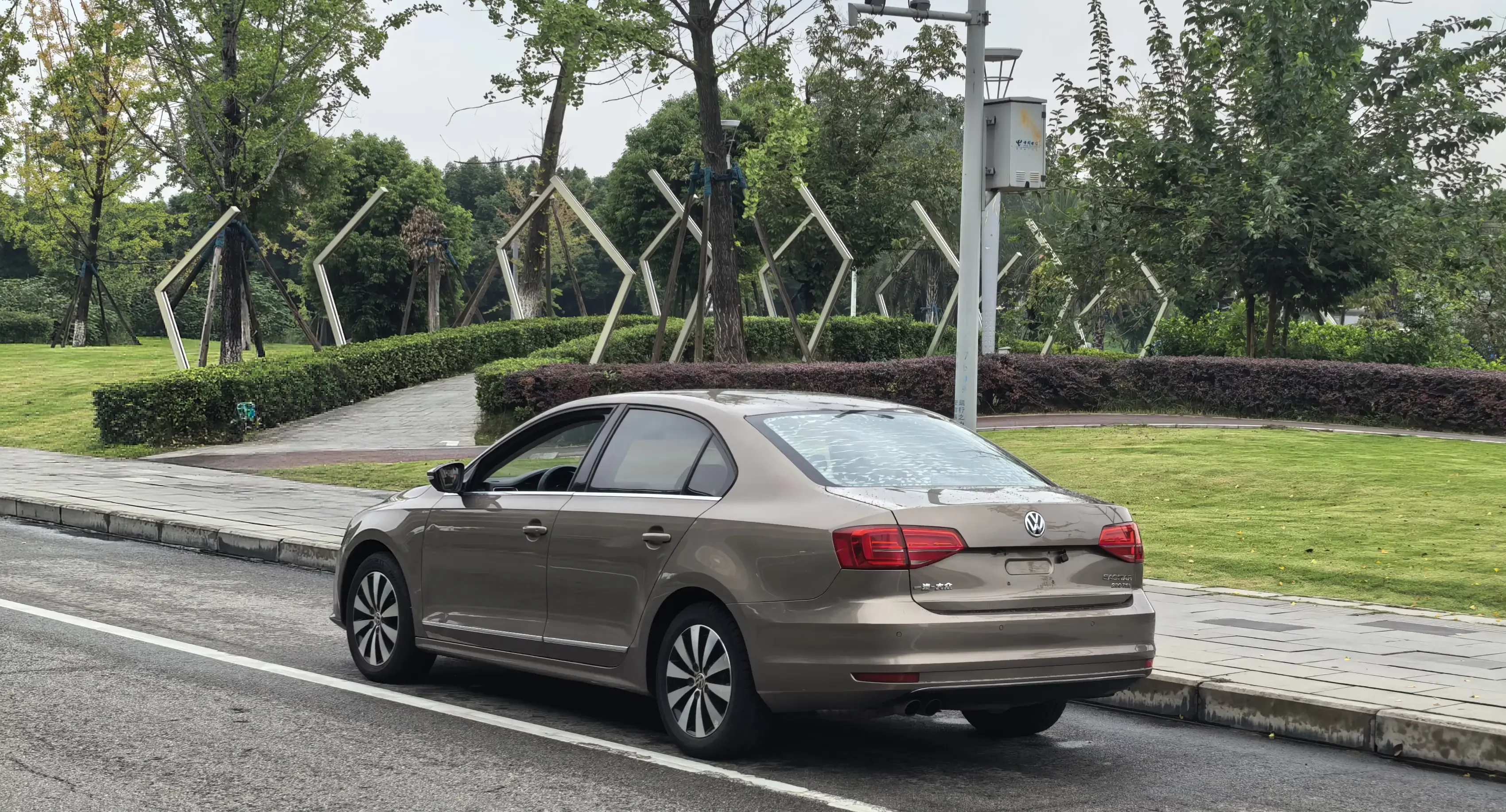 Volkswagen Sagitar