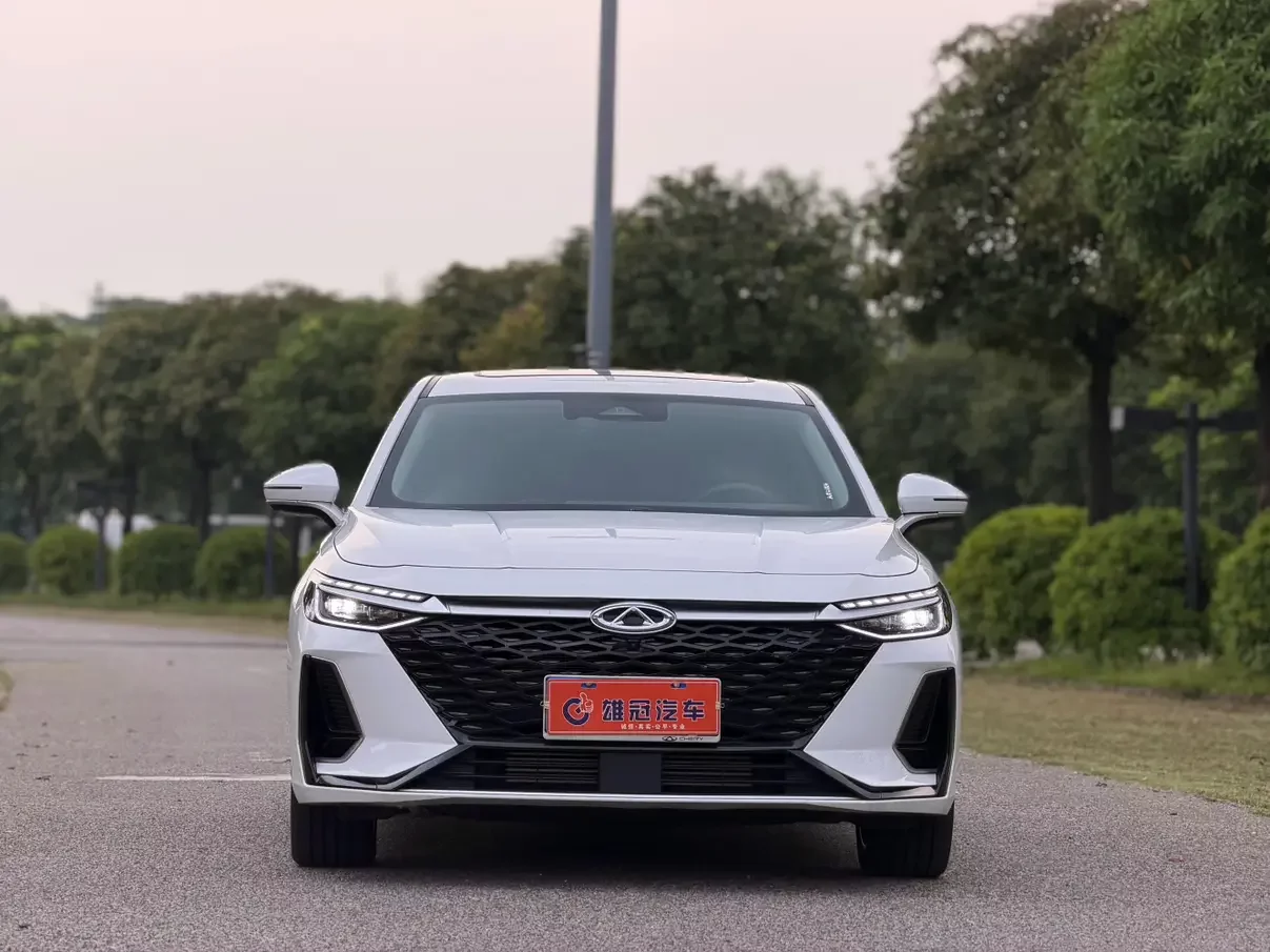 Chery Arrizo 8