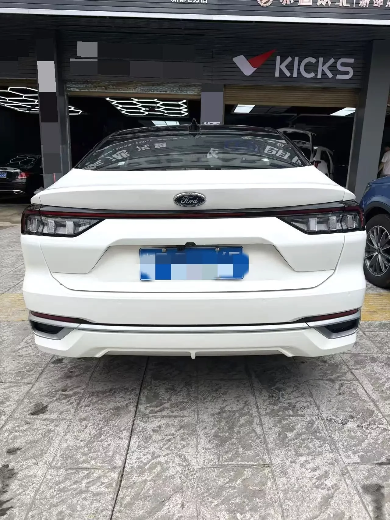 Ford Mondeo