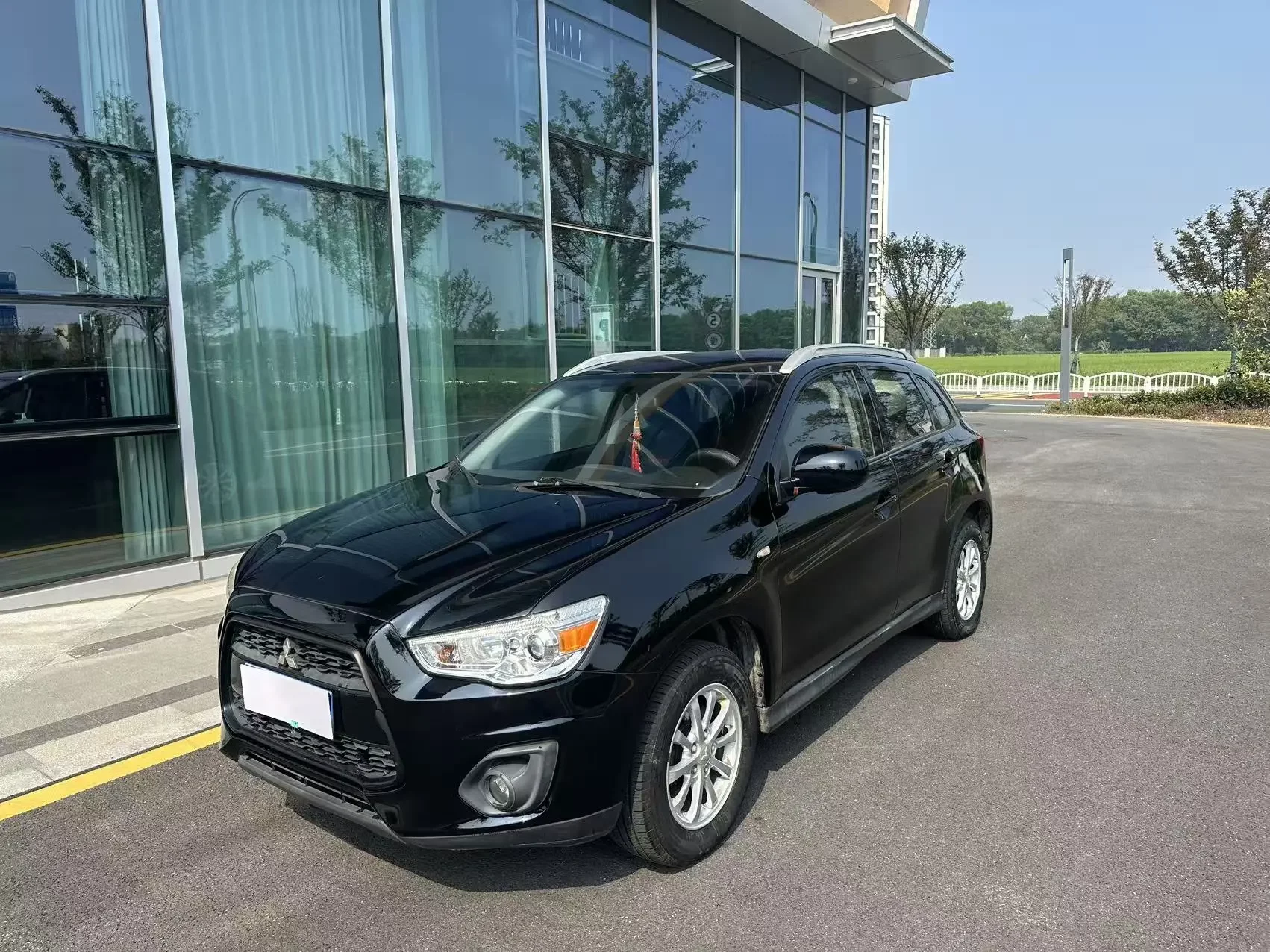 Mitsubishi Jinxuan ASX  из Китая