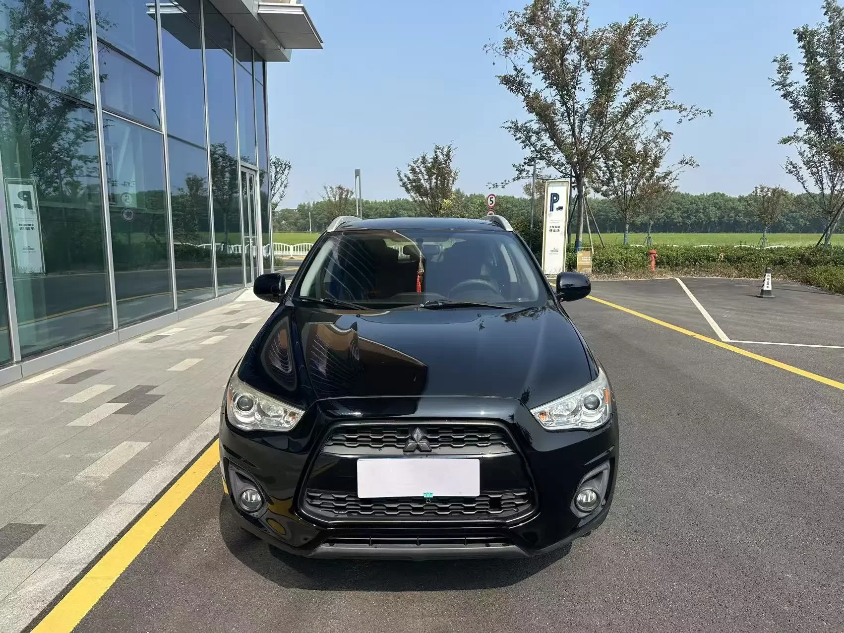 Mitsubishi Jinxuan ASX  из Китая