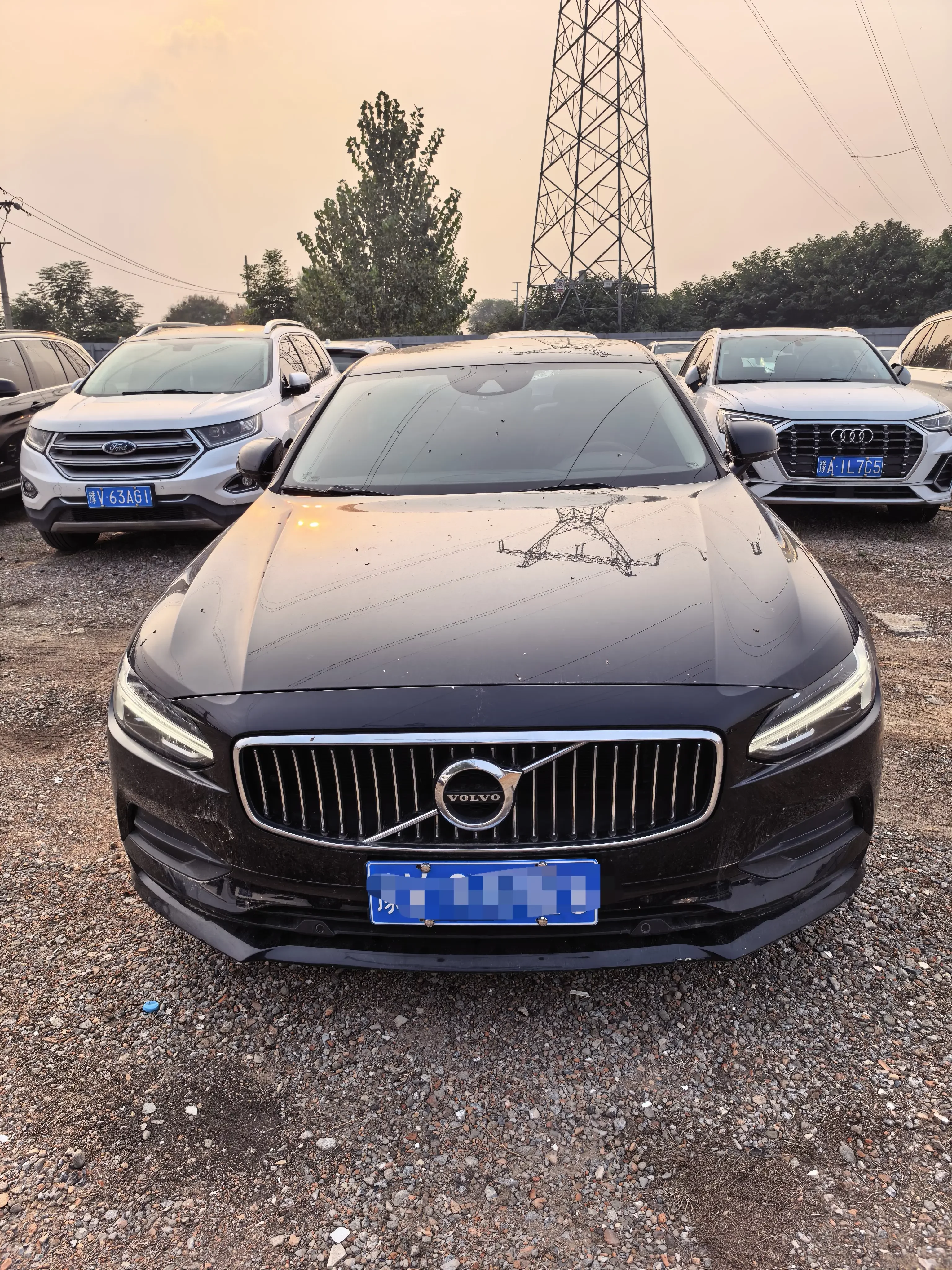 Volvo S90