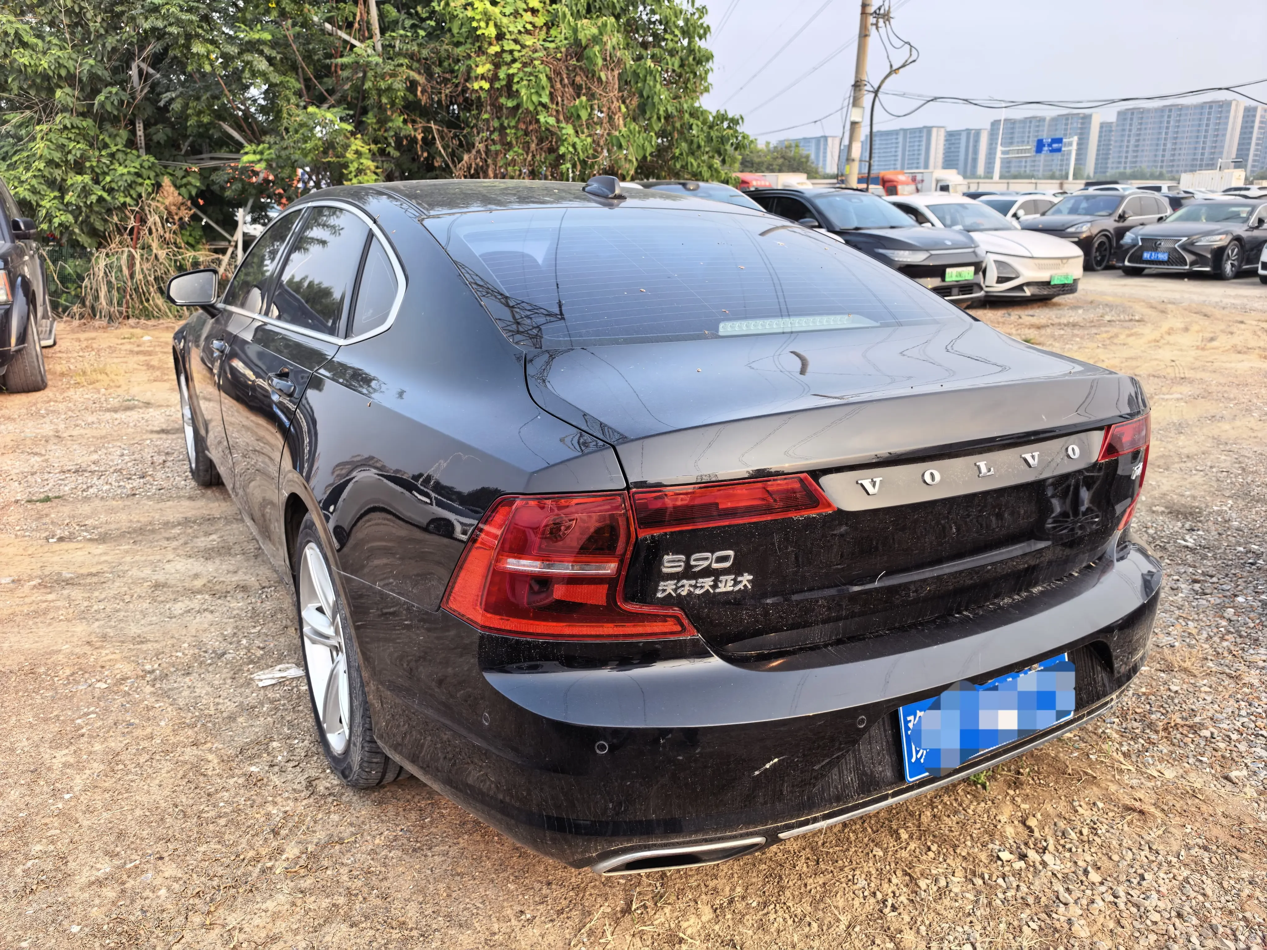 Volvo S90