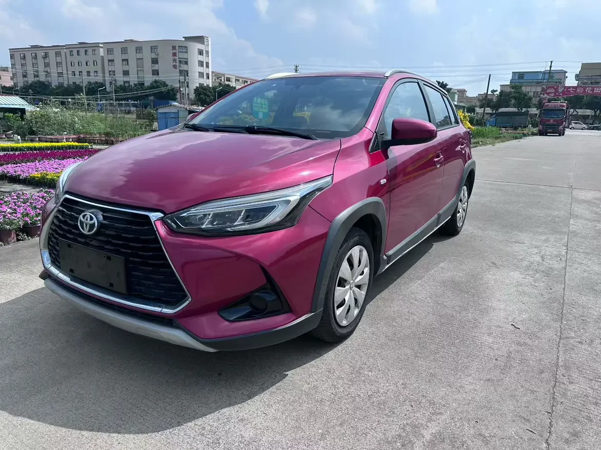 Toyota Yaris L