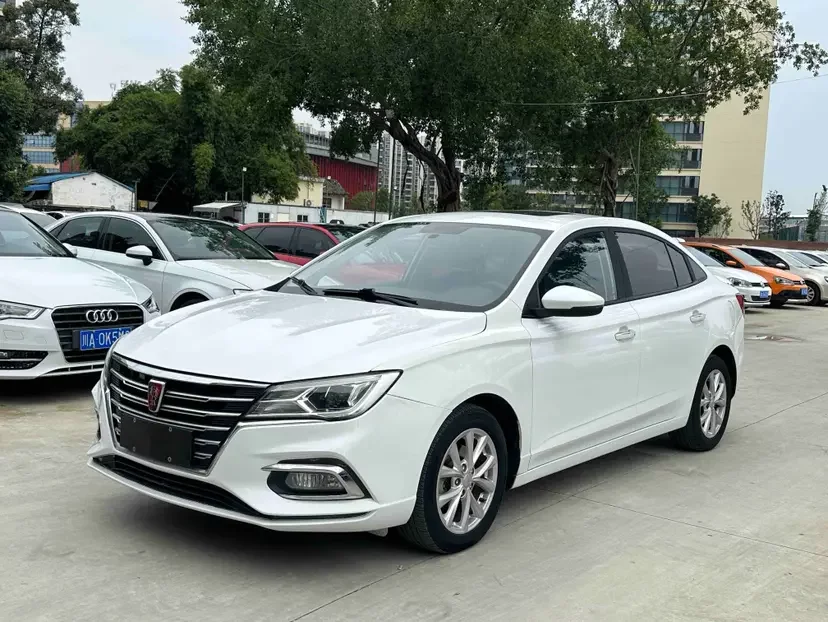 Roewe i5