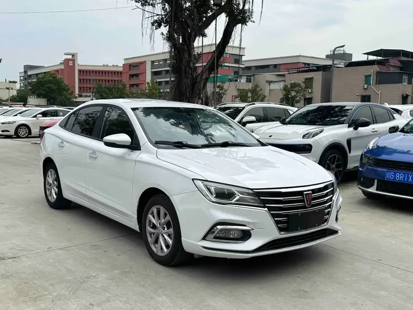 Roewe i5