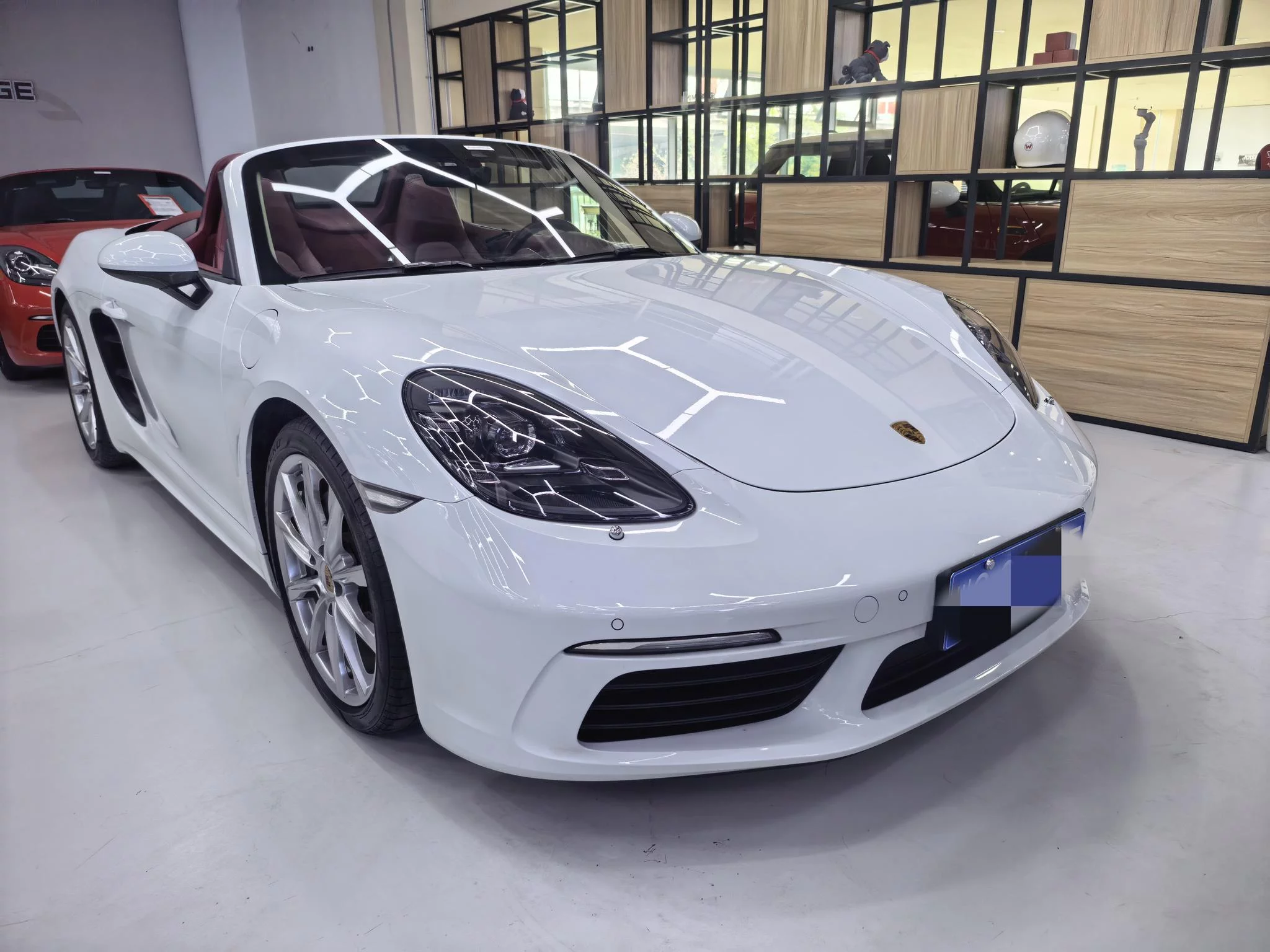 Porsche 718