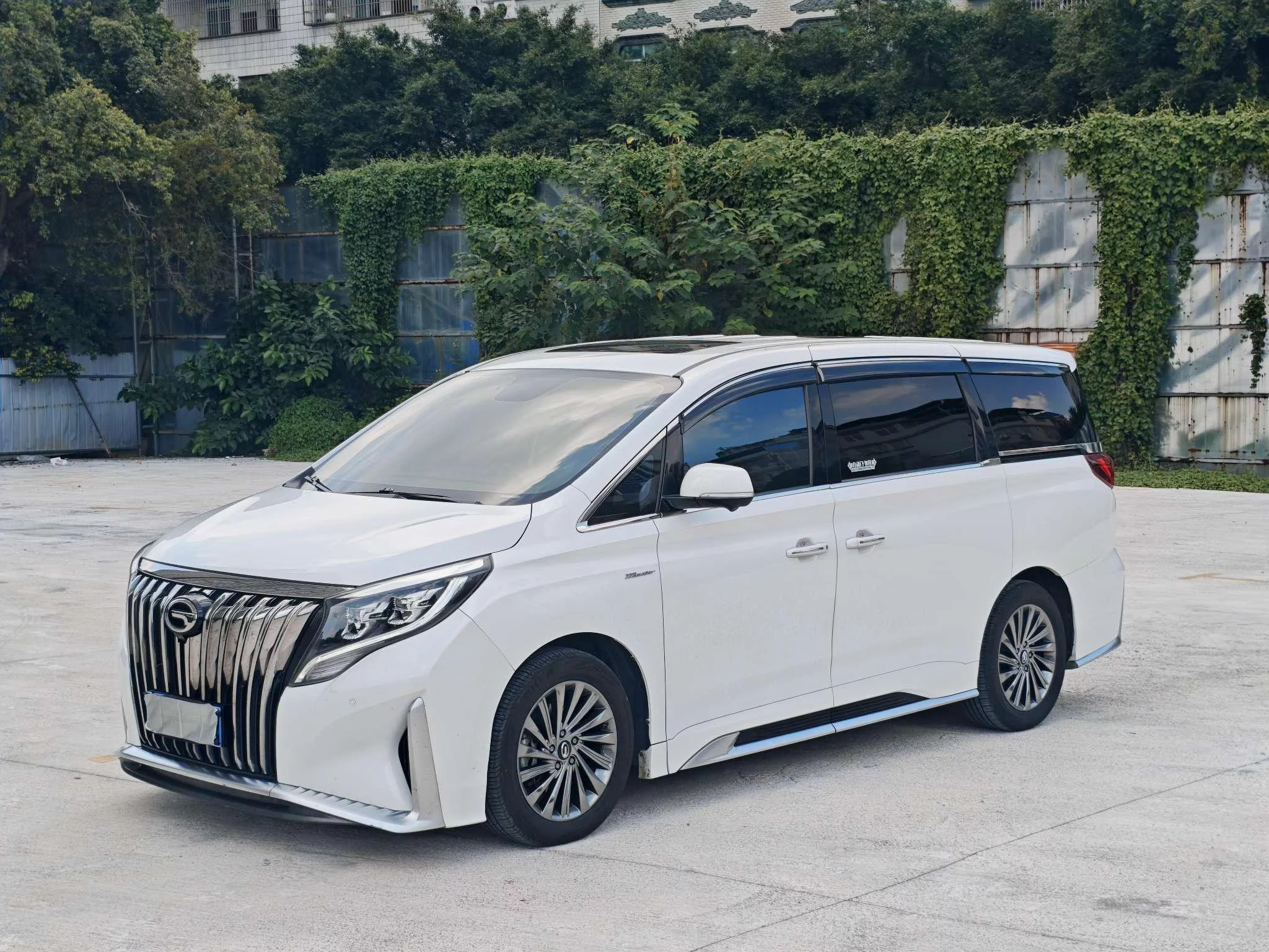 GAC Trumpchi M8