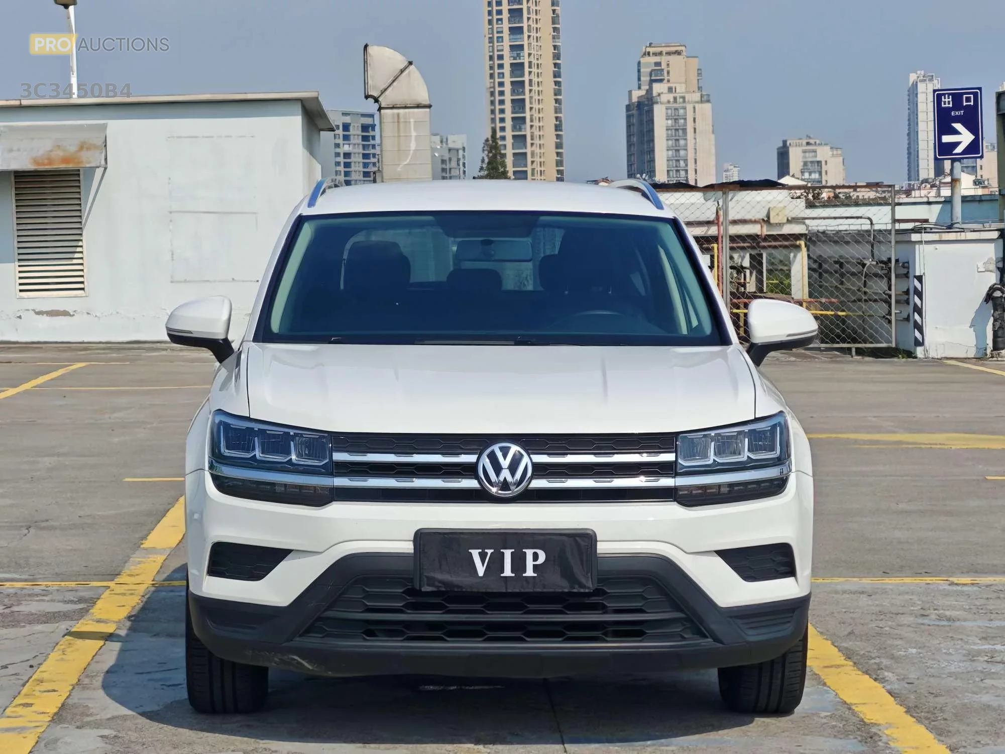 Volkswagen Tharu  из Китая