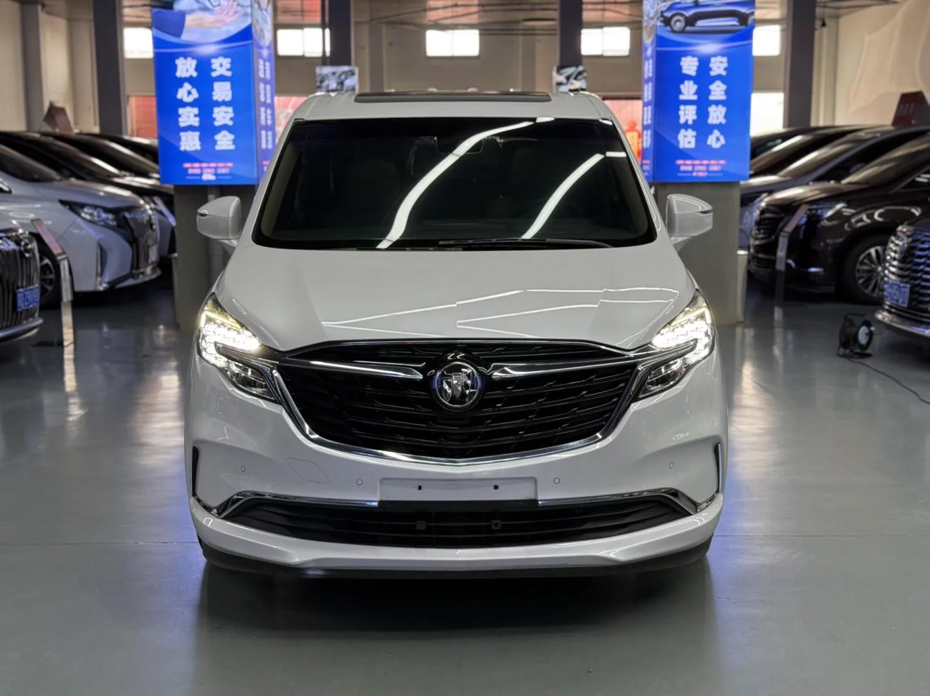Buick GL8