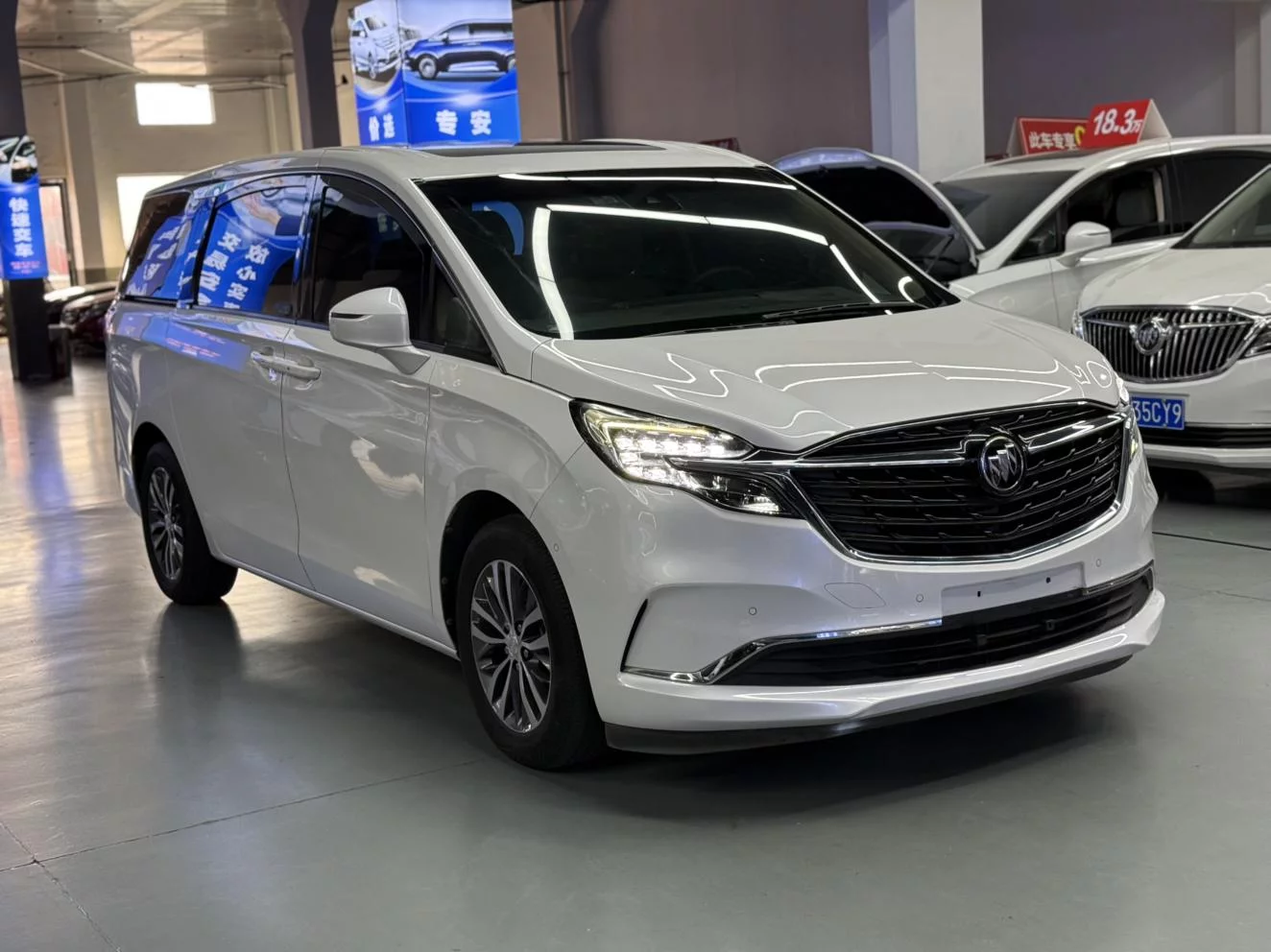 Buick GL8