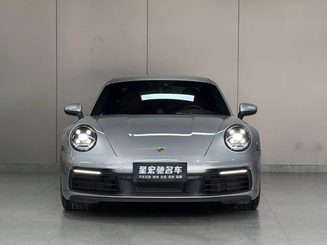 Porsche 911