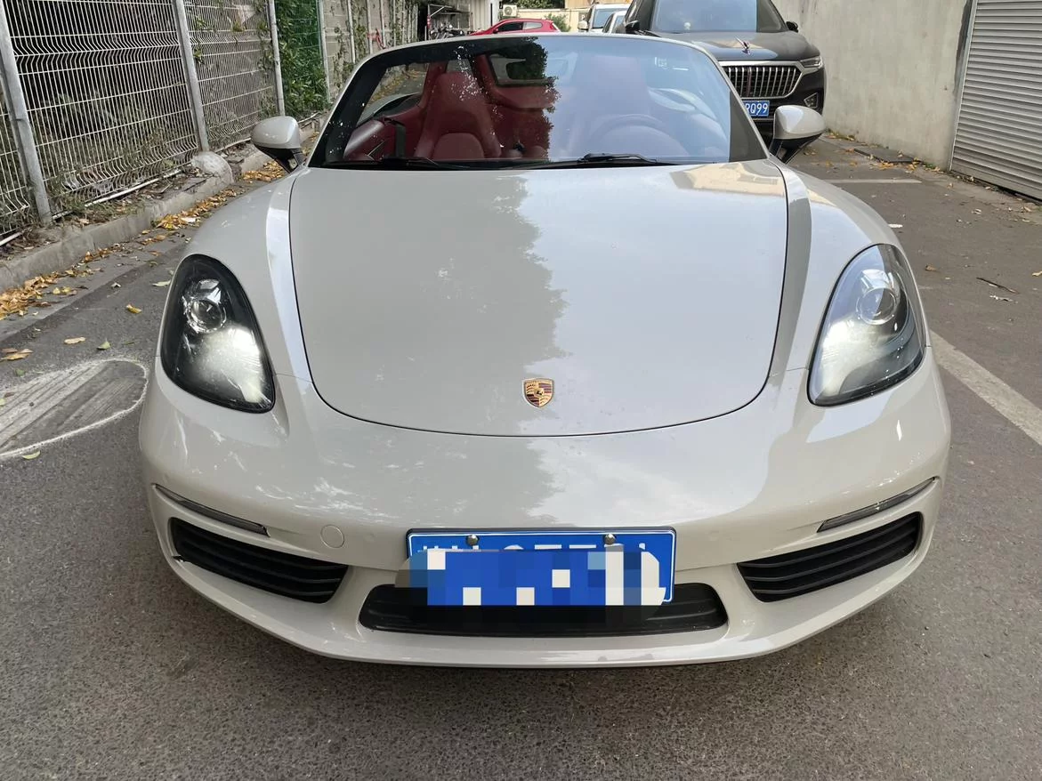 Porsche 718