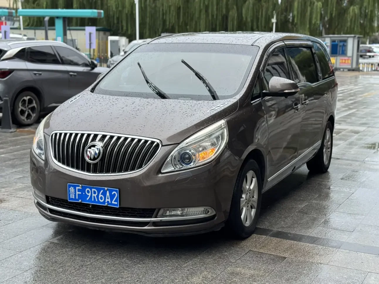 Buick GL8