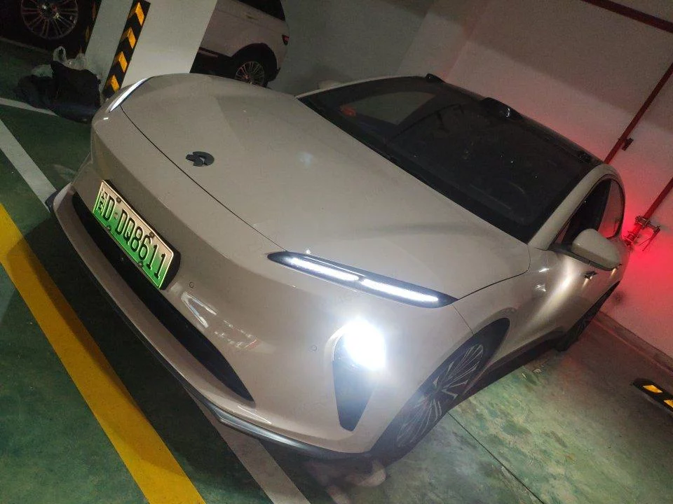 NIO ET5