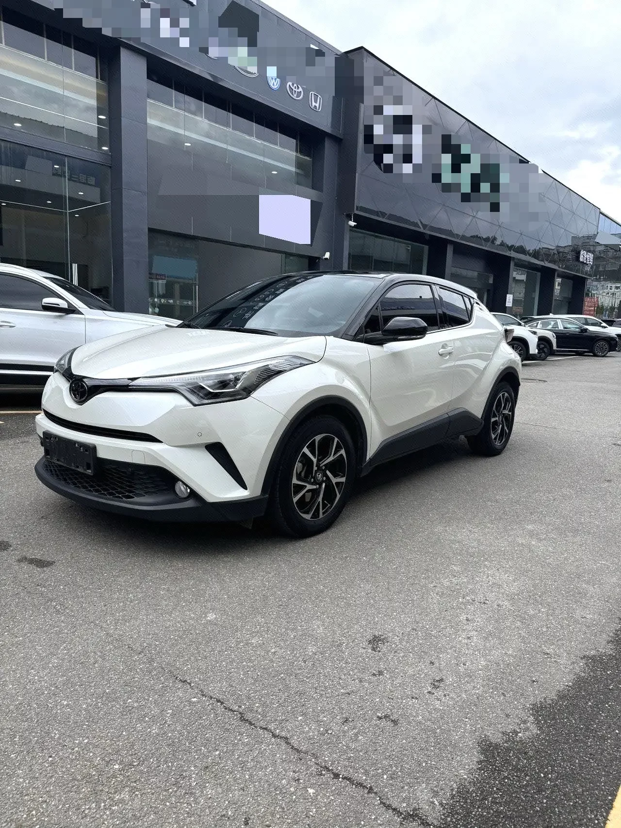 Toyota C-HR