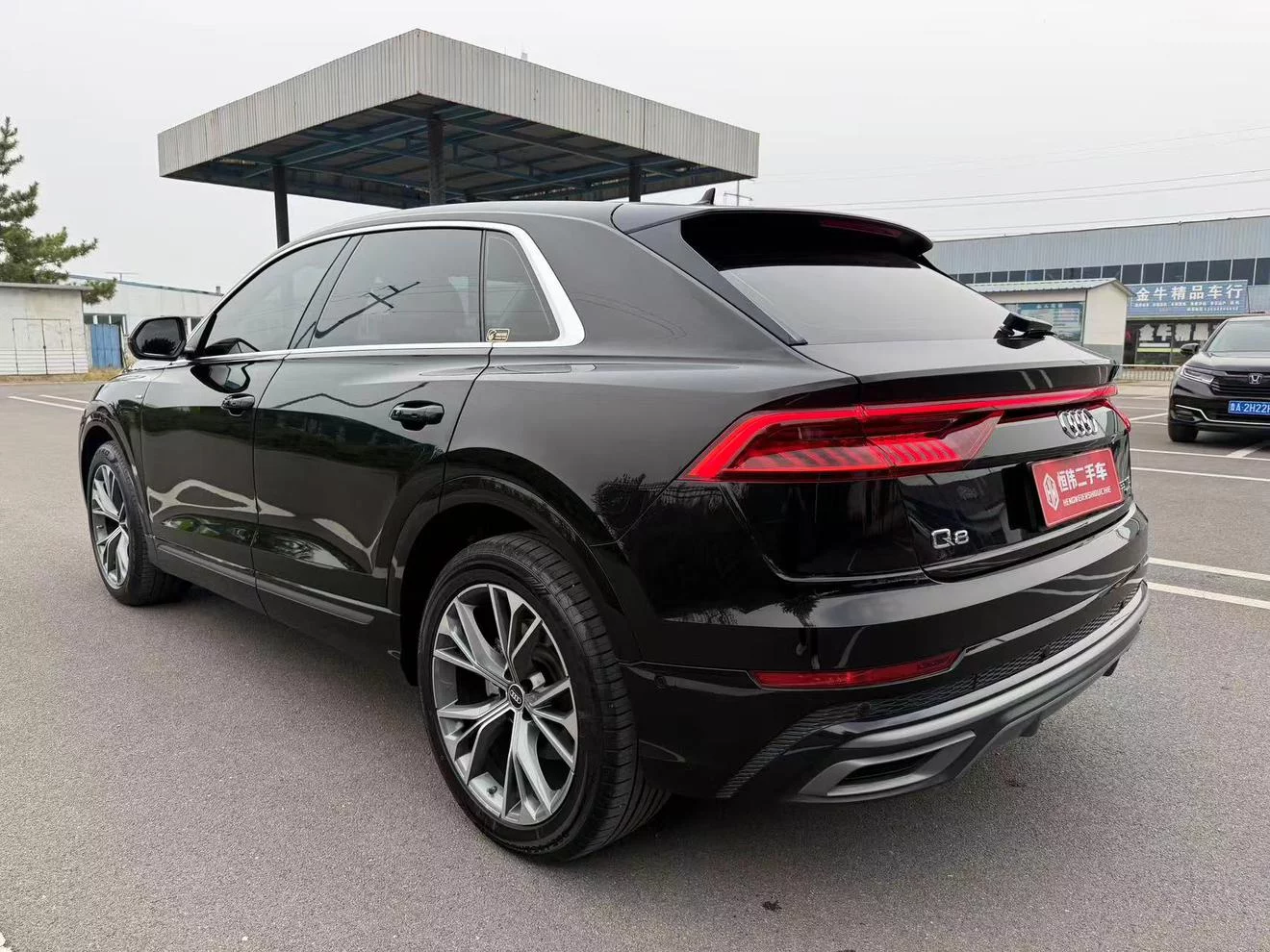 Audi Q8