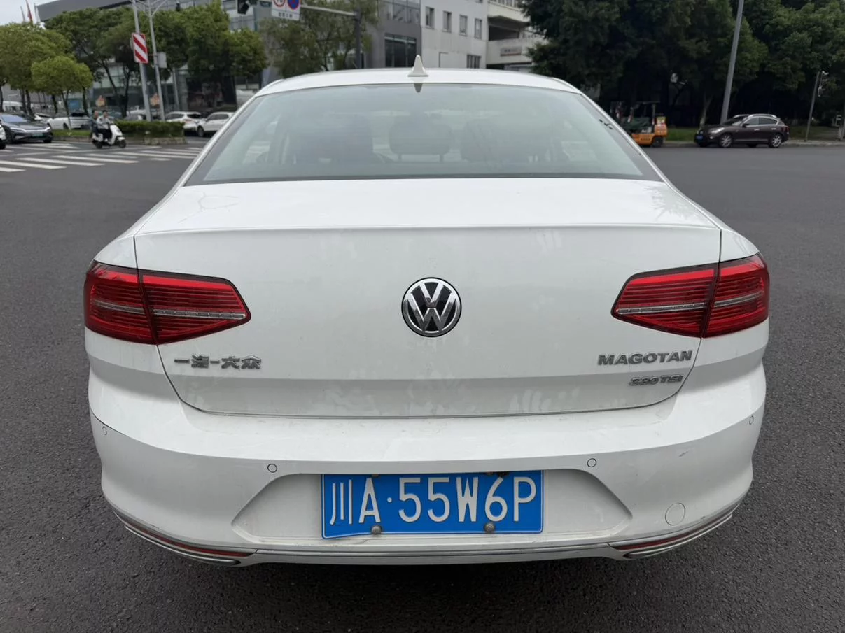 Volkswagen Magotan
