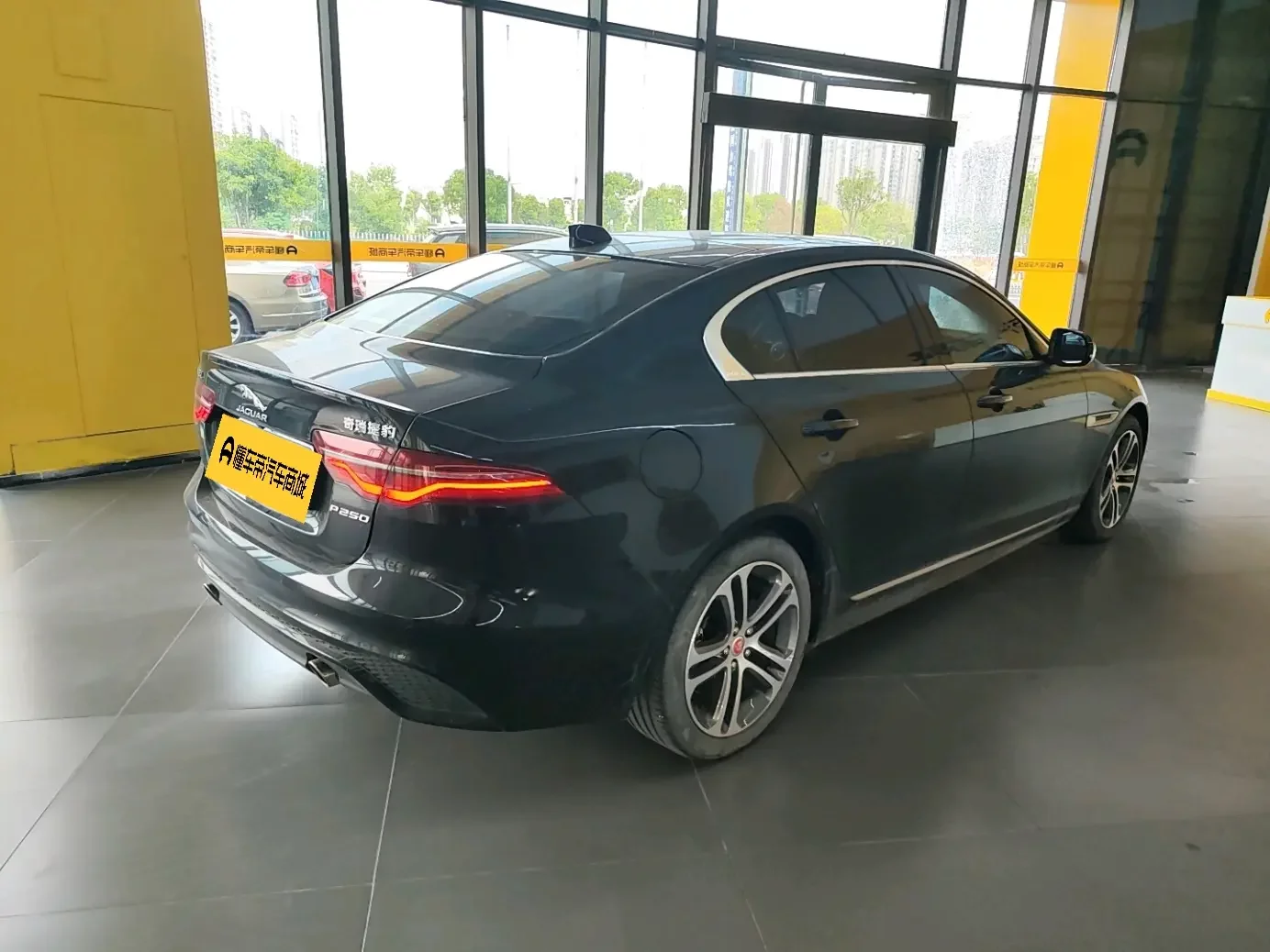 Jaguar XEL