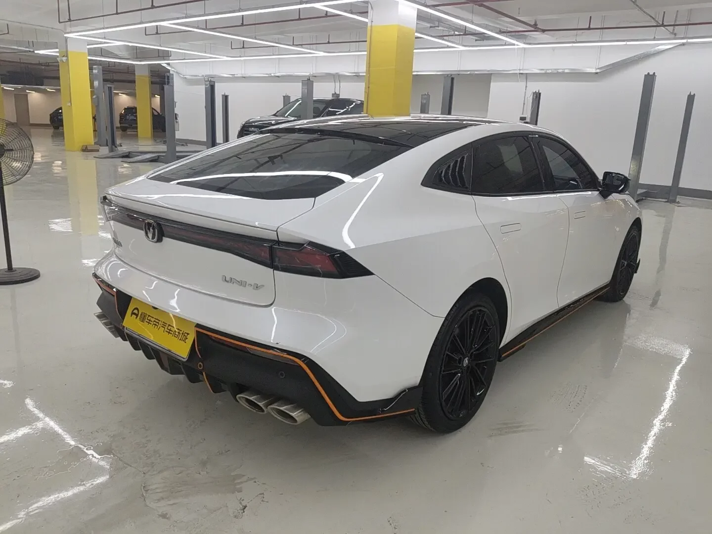 Changan UNI-V