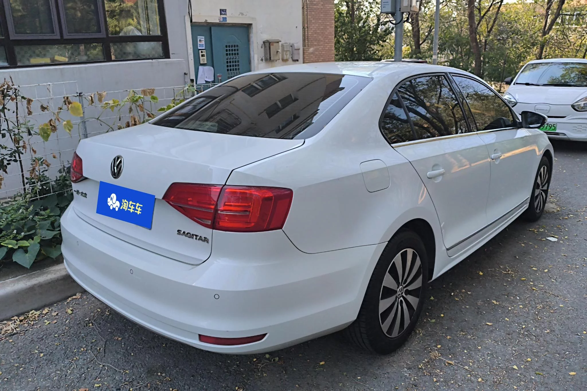 Volkswagen Sagitar