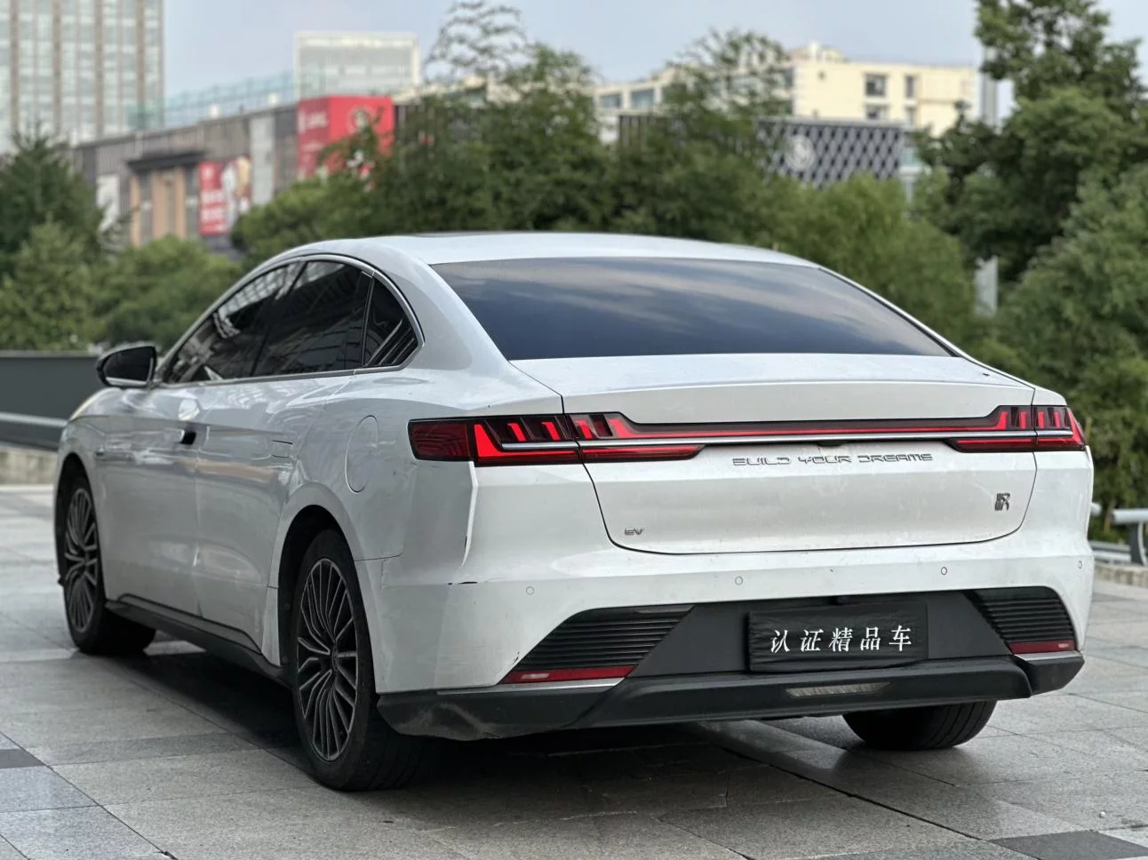 BYD Han EV