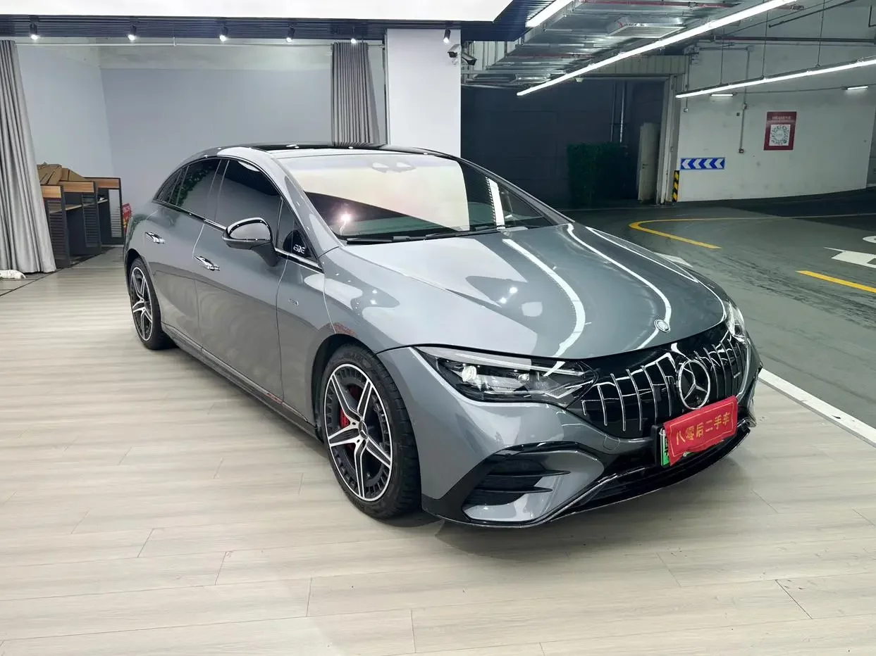 Mercedes-Benz EQE AMG
