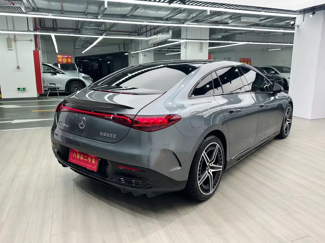 Mercedes-Benz EQE AMG