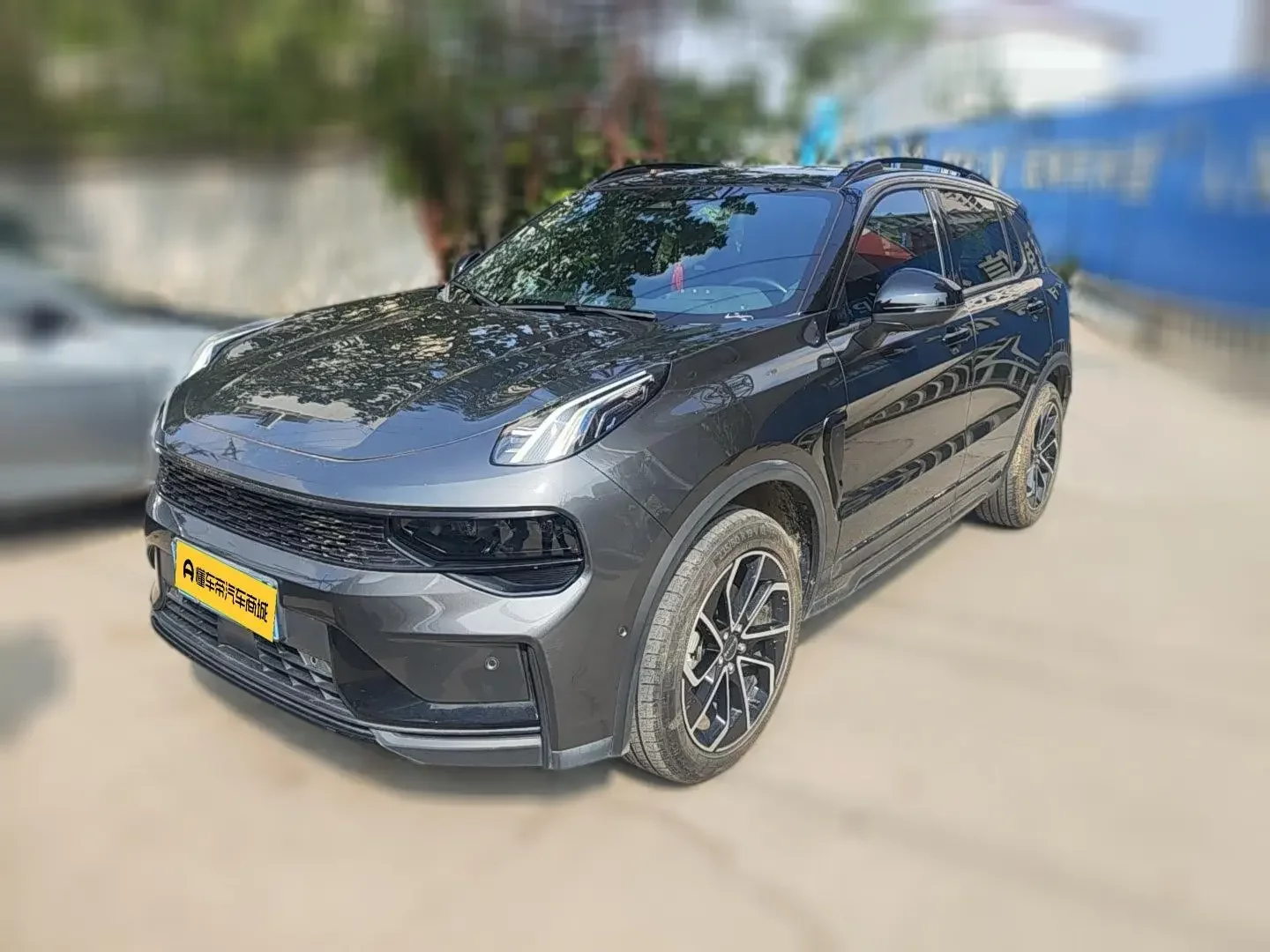 Lynk & Co 01