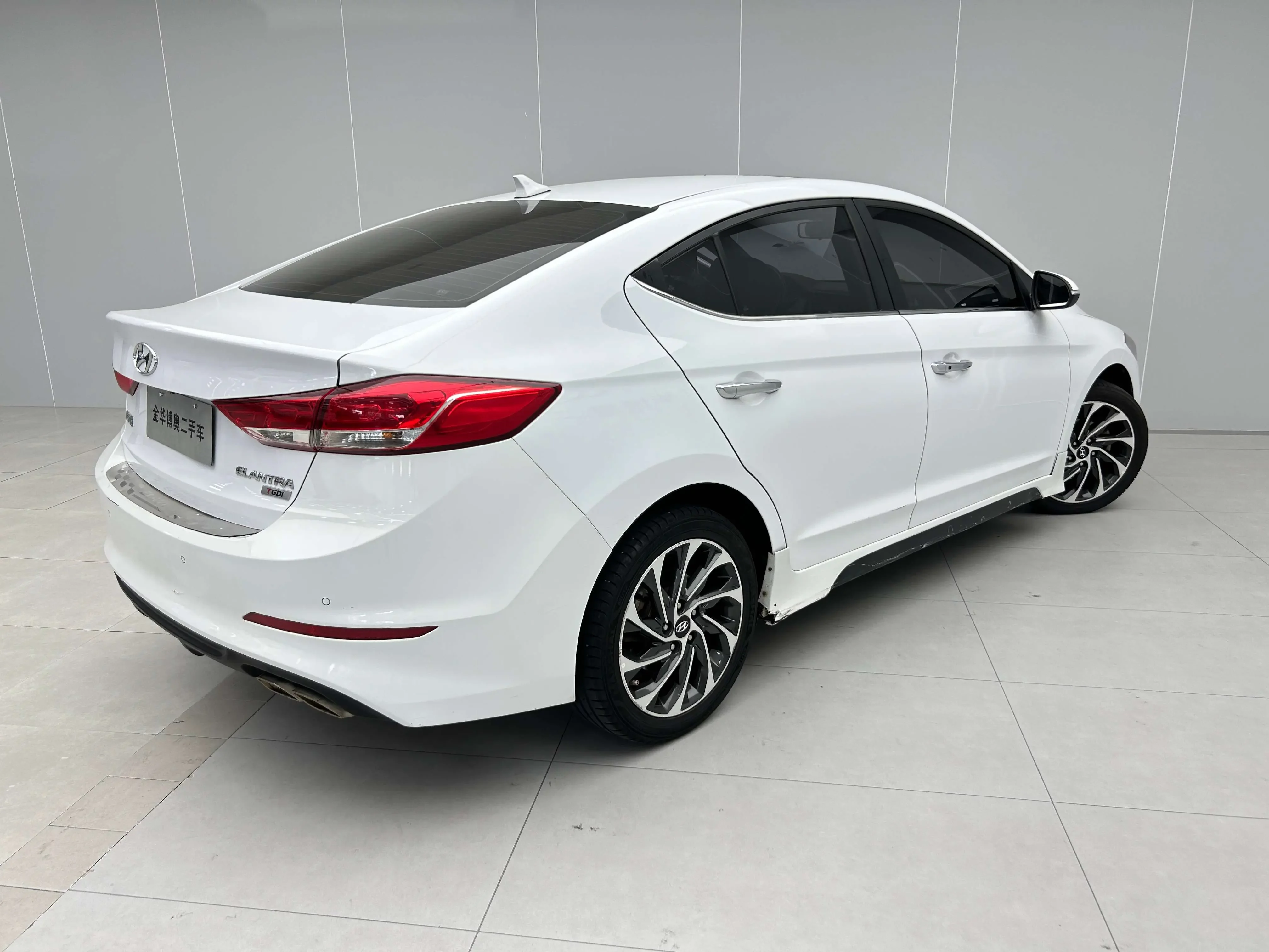 Hyundai Elantra Lingdong