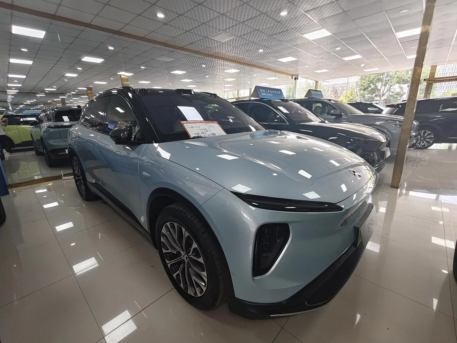 NIO ES6