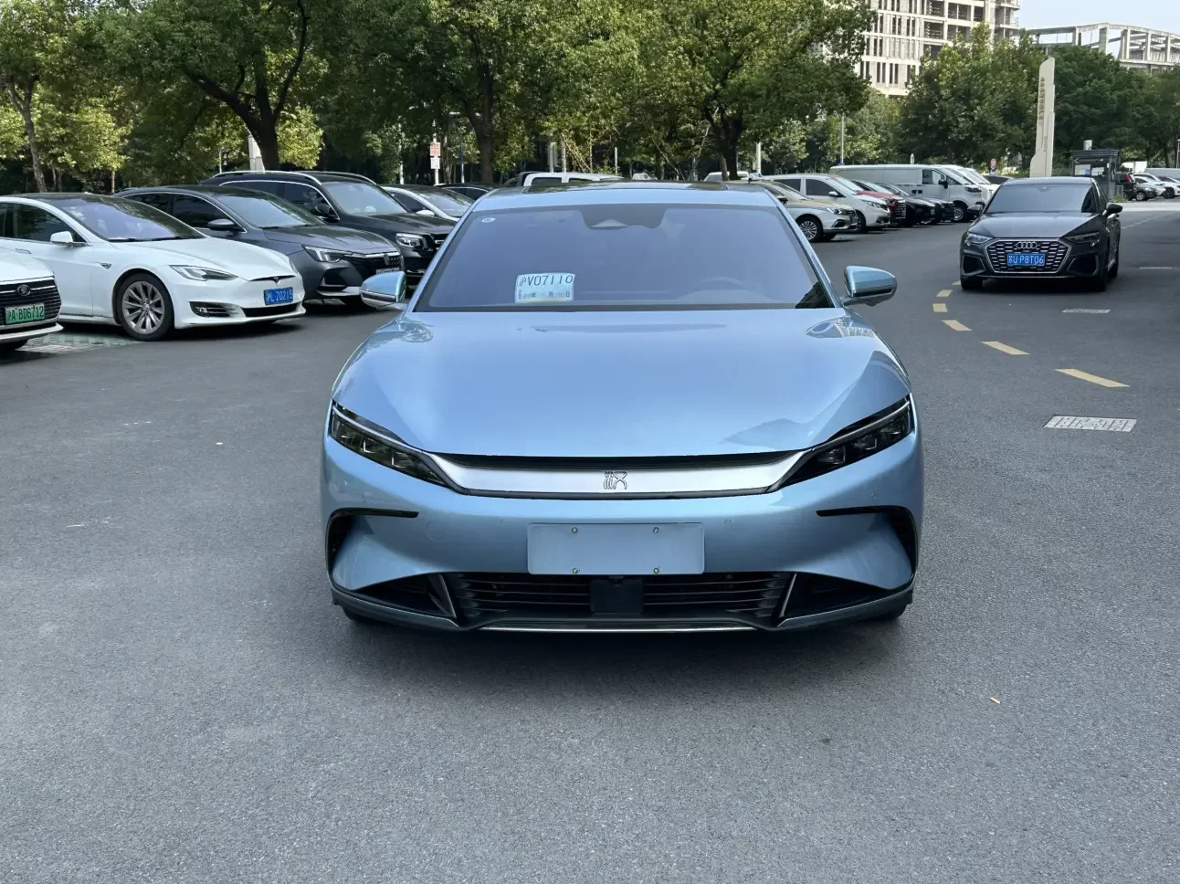 BYD Han EV