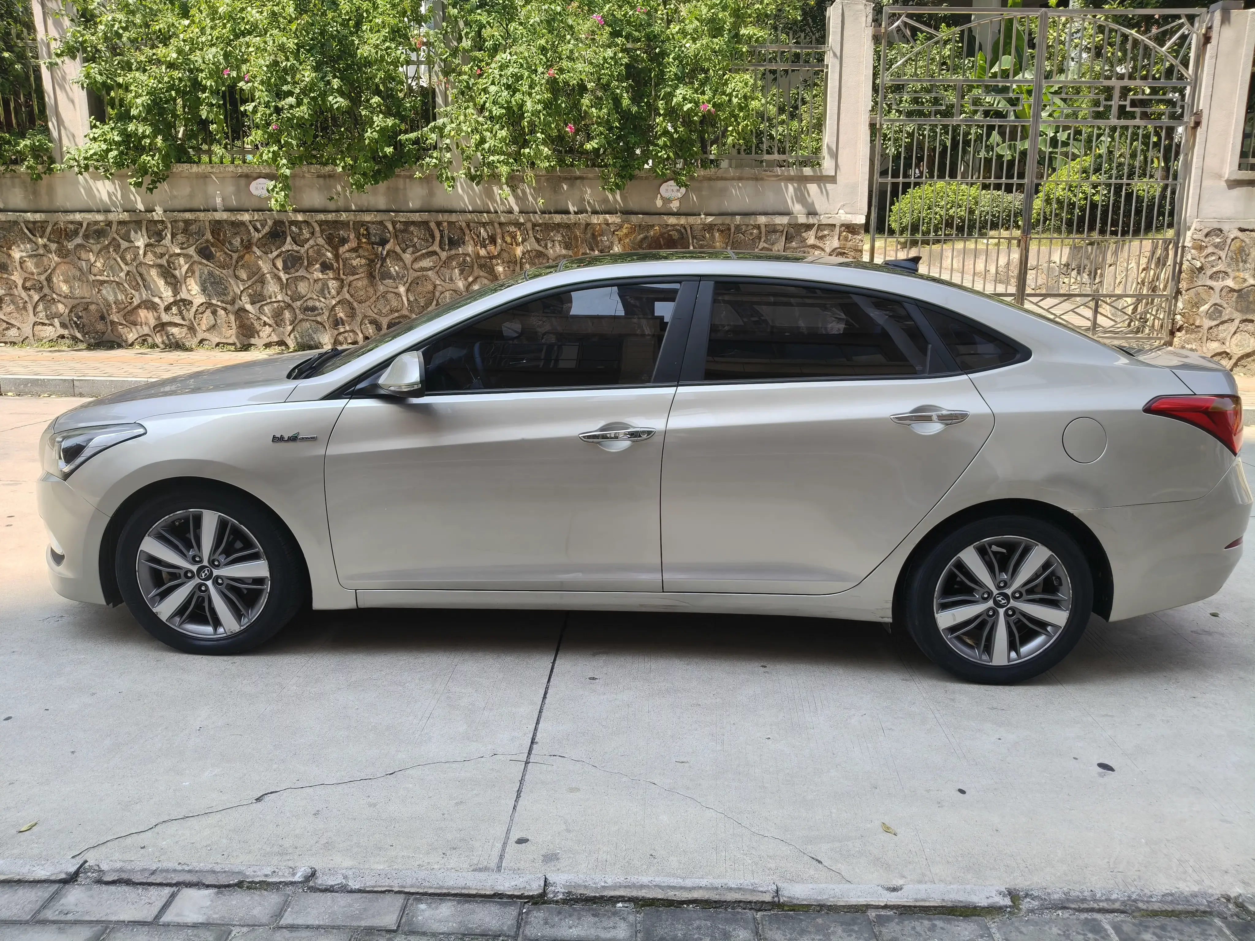 Hyundai Mistra
