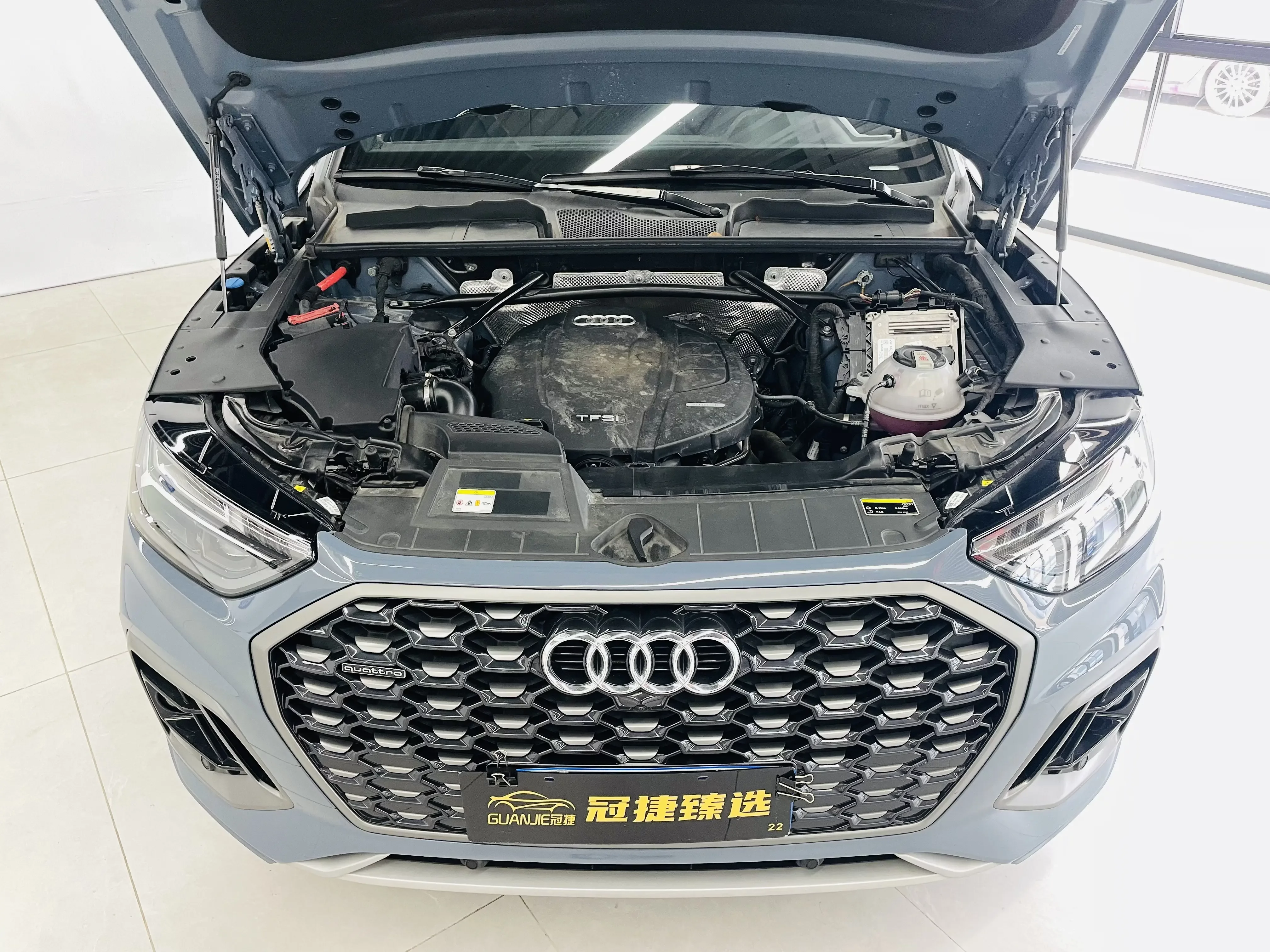 Audi Q5L Sportback