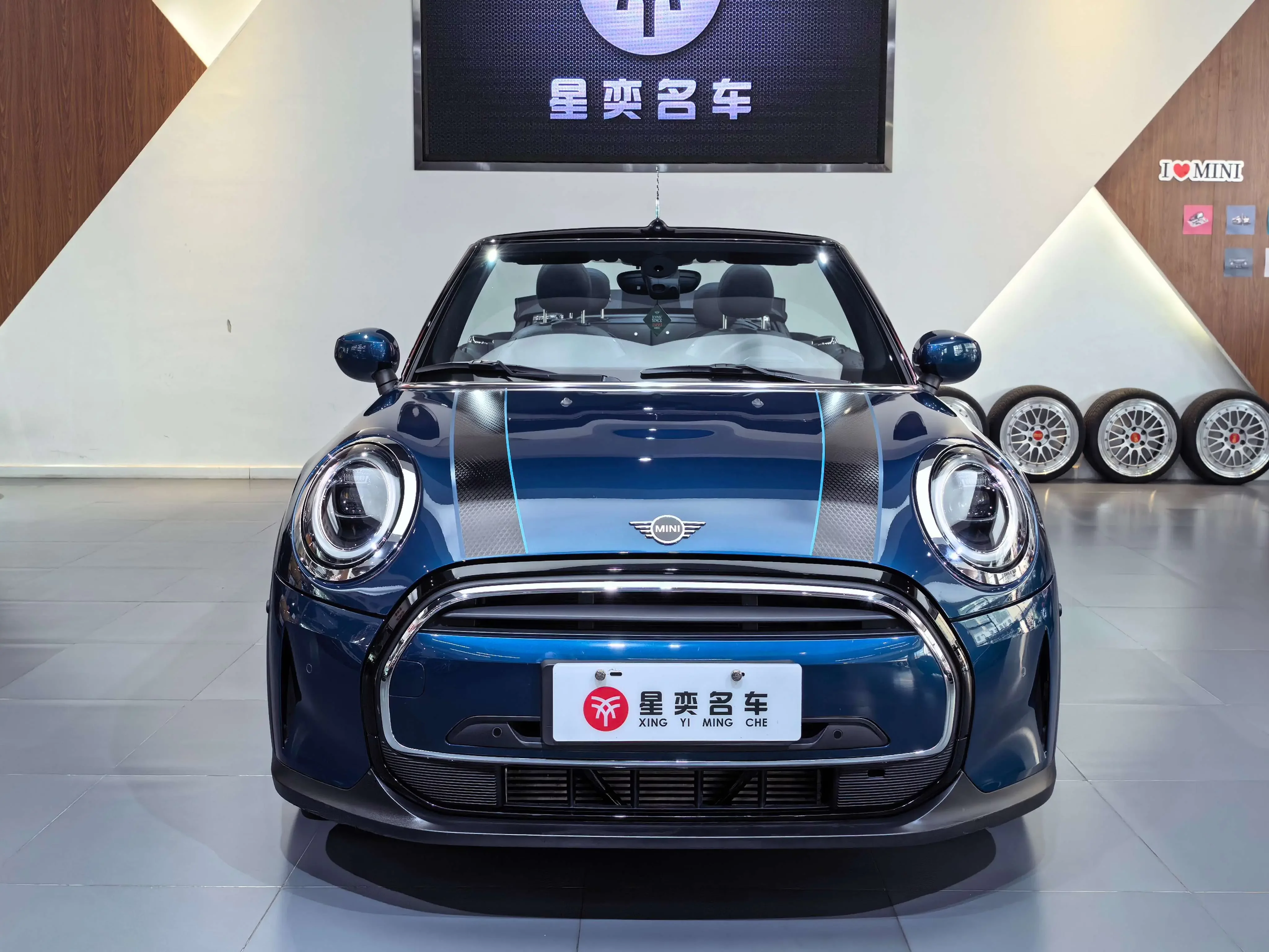 MINI MINI