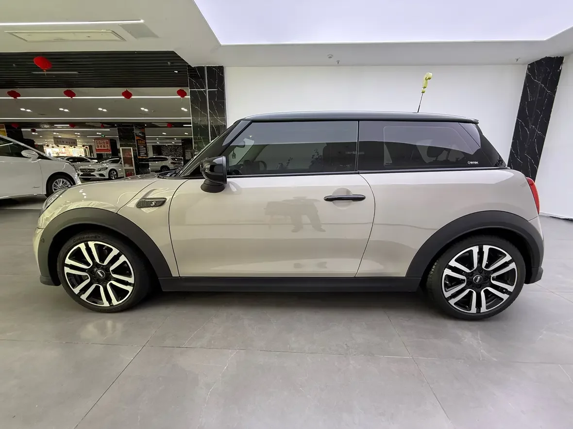 MINI MINI